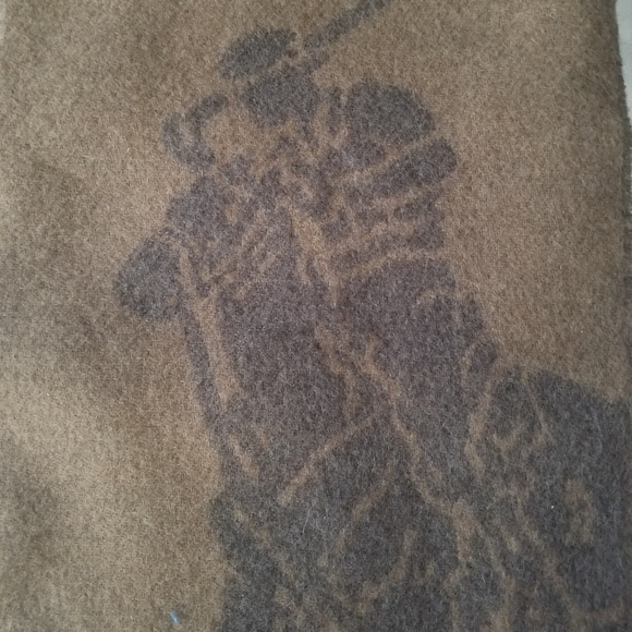 New Men's "Polo Ralph Lauren" Wool Scarf - Picture 2 of 3